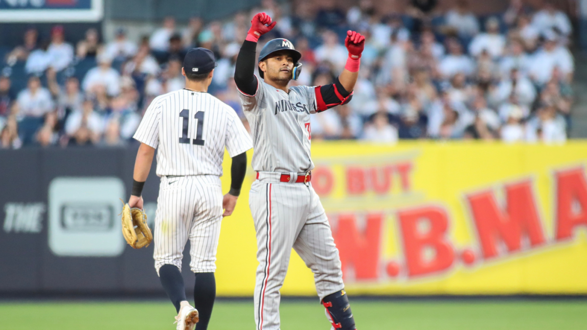 WATCH Twins put up nine runs in the first inning against Yankees, run Jhony Brito out of the game early
