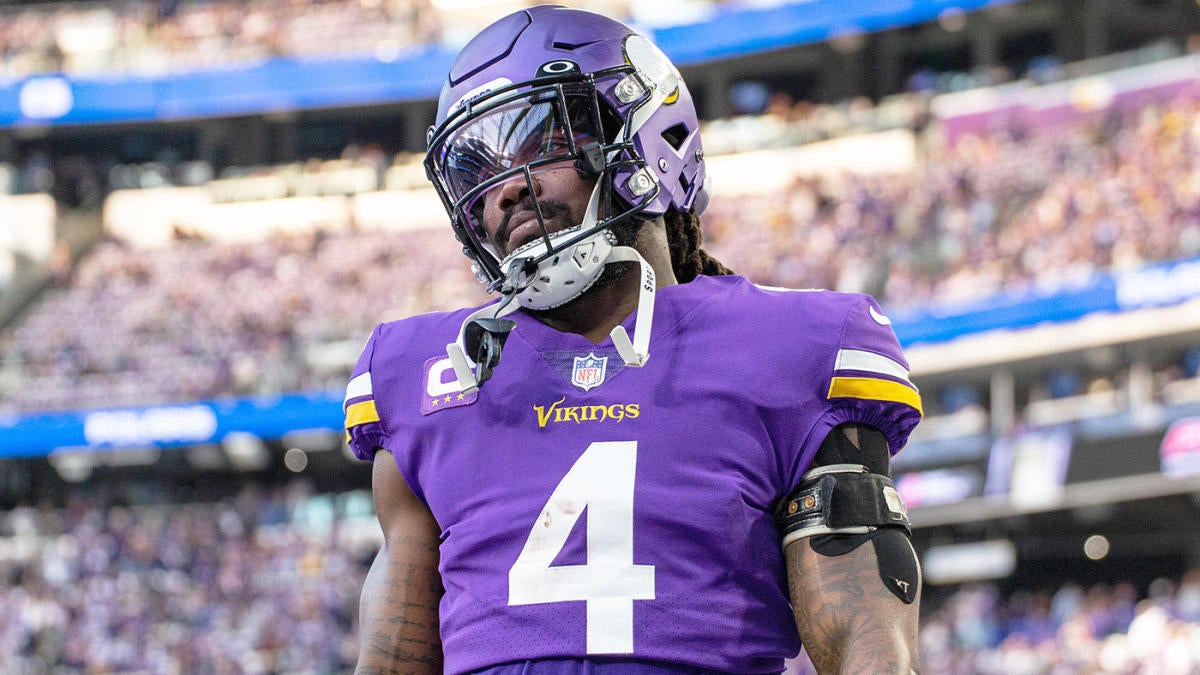 Vikings GM noncommittal on futures of Dalvin Cook, Za'Darius Smith, says  conversations 'ongoing' with both 