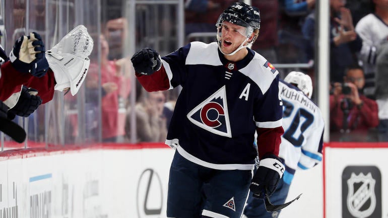 Winnipeg Jets v Colorado Avalanche