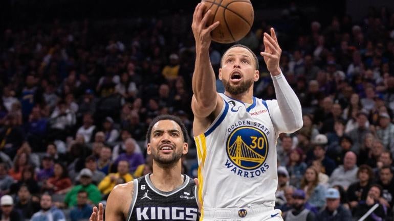 Warriors vs. Kings prediction, odds, time: 2023 NBA playoff picks, Game ...