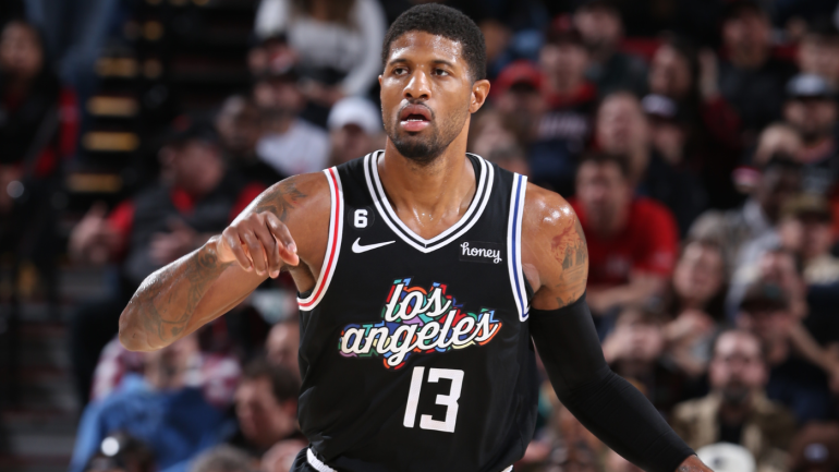 Pembaruan cedera Paul George: Bintang Clippers kemungkinan akan melewatkan seri playoff putaran pertama vs. Suns, per laporan Pembaruan cedera Paul George: Bintang Clippers kemungkinan akan melewatkan seri playoff putaran pertama vs. Suns, per laporan
