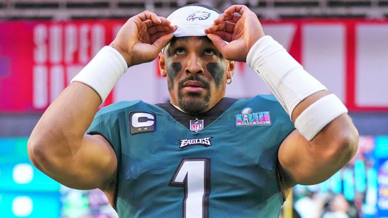 getty-jalen-hurts-eagles.jpg