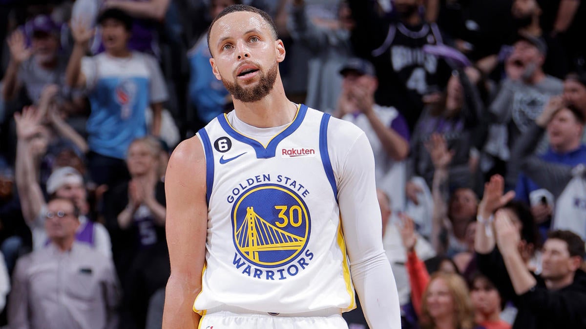 Warriors collapse under pressure, Kings play like experienced playoff vets in bizarre Game 2 role reversal