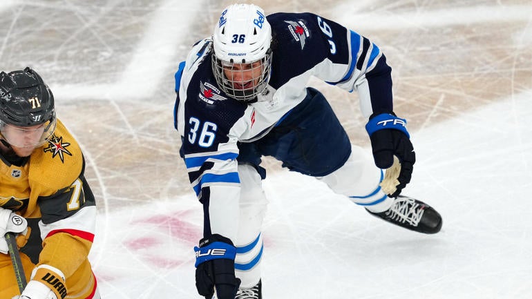 Playoff NHL 2023: Jets ‘Morgan Barron menerima lebih dari 75 jahitan setelah mengambil skate ke wajah Playoff NHL 2023: Jets ‘Morgan Barron menerima lebih dari 75 jahitan setelah mengambil skate ke wajah