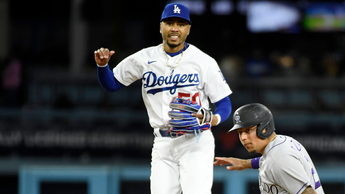 Mookie Betts could play new position as Dodgers shortstop Miguel