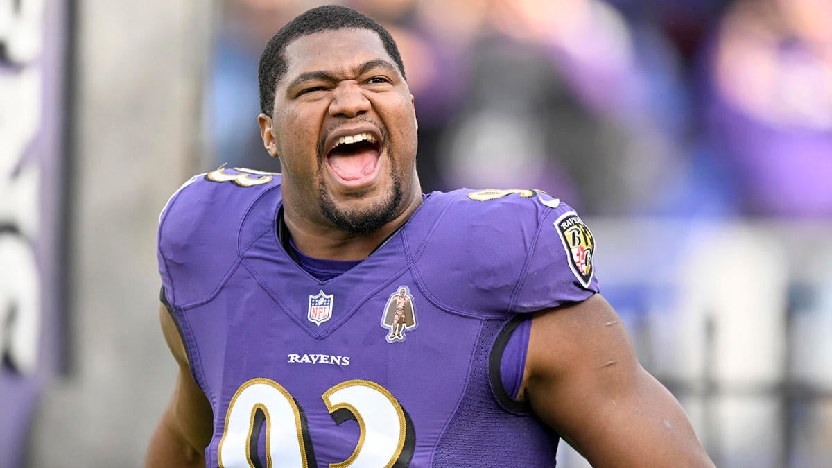 Chiefs interested in DE Calais Campbell before his return to Ravens