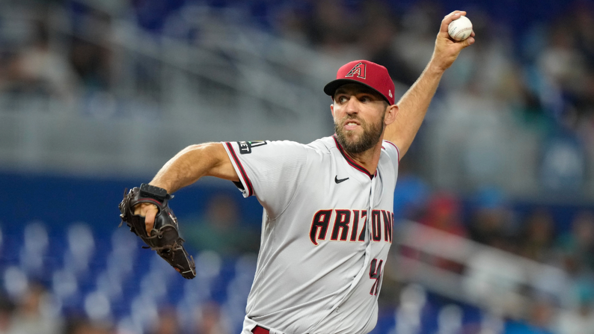 Diamondbacks introduce onetime rival Madison Bumgarner