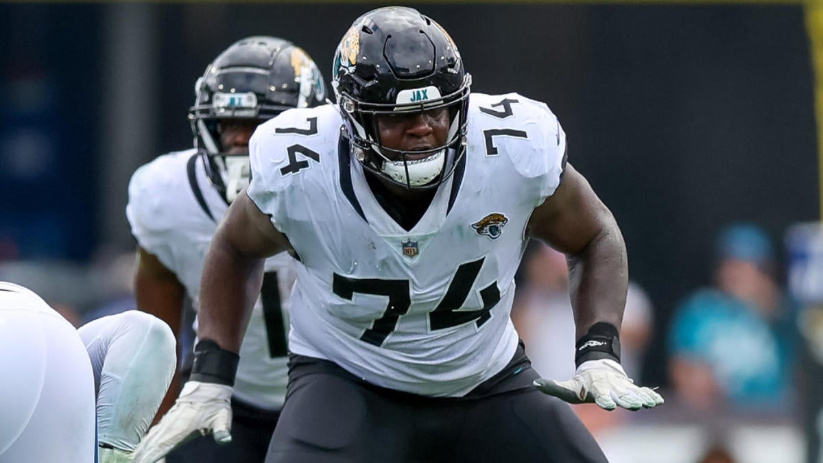 Jaguars LT Cam Robinson suspended 4 games for violating NFL policy