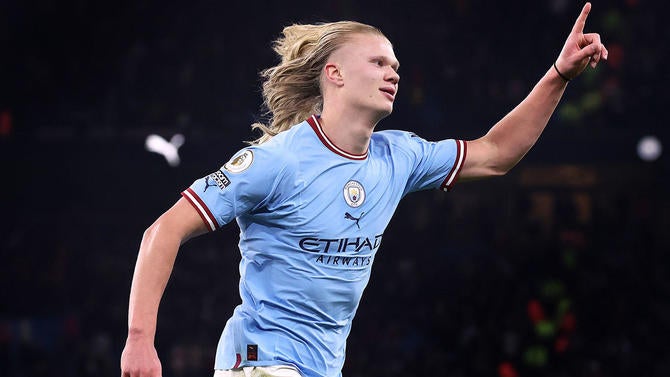 Manchester City v Arsenal FC - Premier League