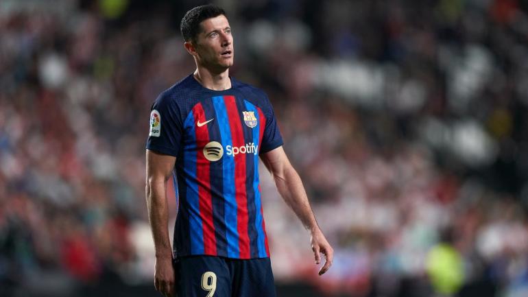 robert-lewandowski-getty-images-barcelona.jpg