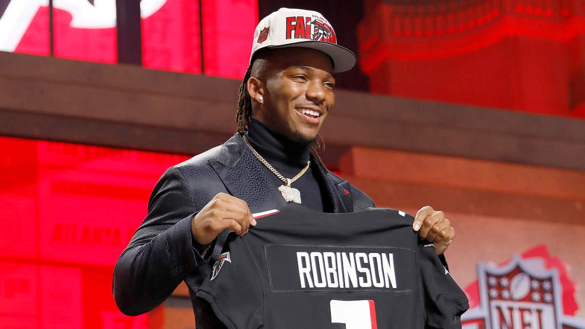 2023 NFL Draft: Bijan Robinson to Falcons at No. 8, Jets taking