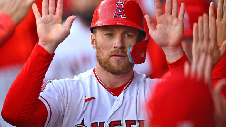brandon-drury-1400-us.jpg