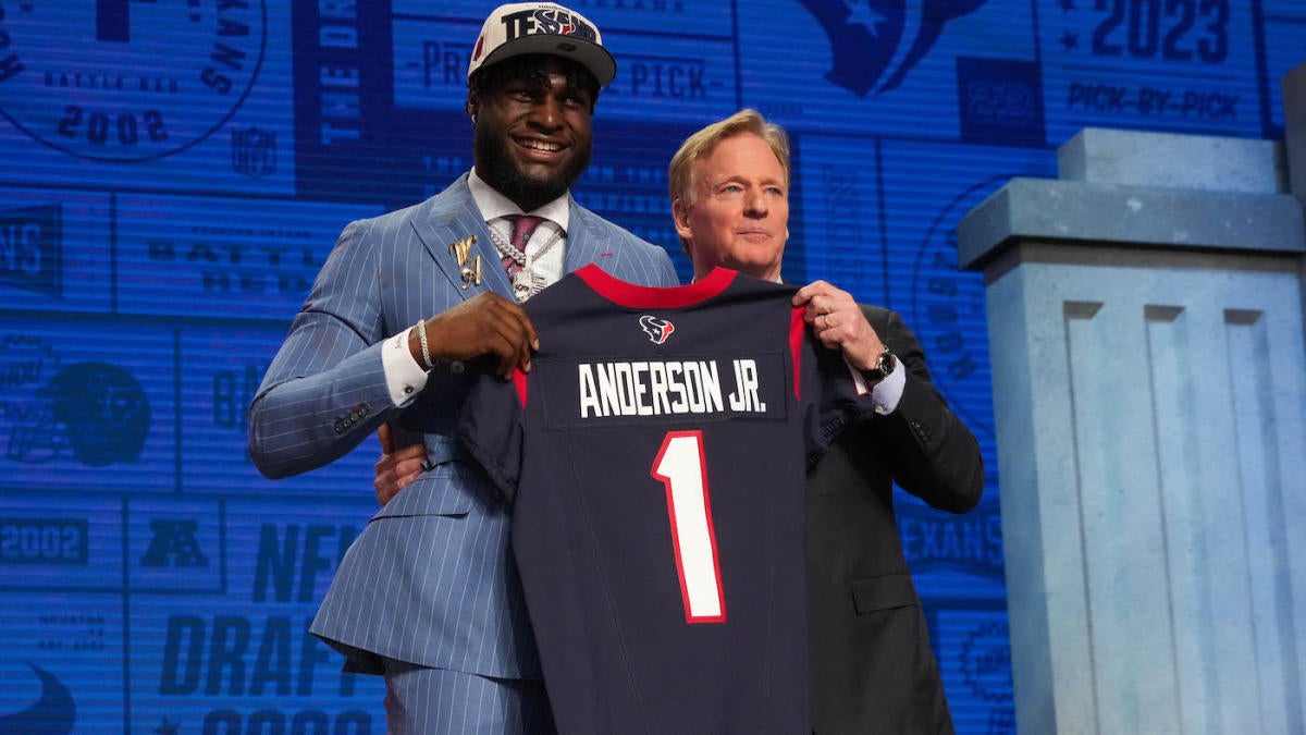 2023 NFL draft trade tracker: Who was picked after teams traded up?