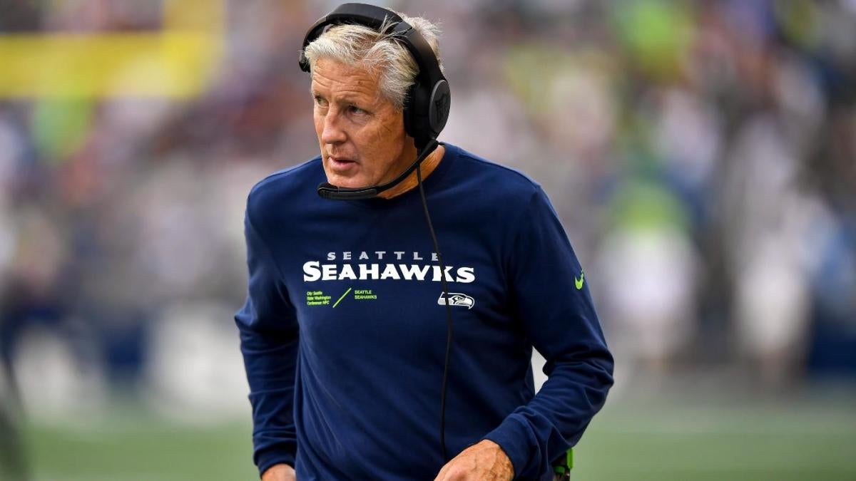 Pete Carroll, Seahawks 'happy with' quarterbacks on roster after