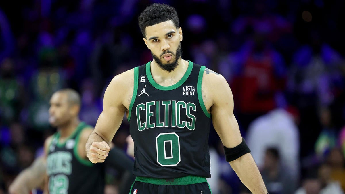 Celtics vs. 76ers score, takeaways: Clutch Jayson Tatum leads Boston; James Harden's shooting woes continue