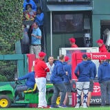 getty-fan-red-sox-phillies-bullpen.jpg