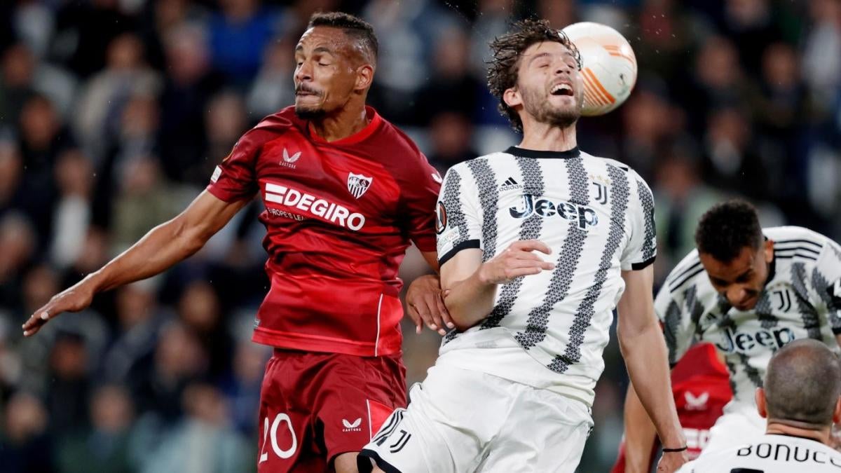Europa League scores: Juventus rescue dramatic late draw with Sevilla; AS Roma edge Bayer Leverkusen