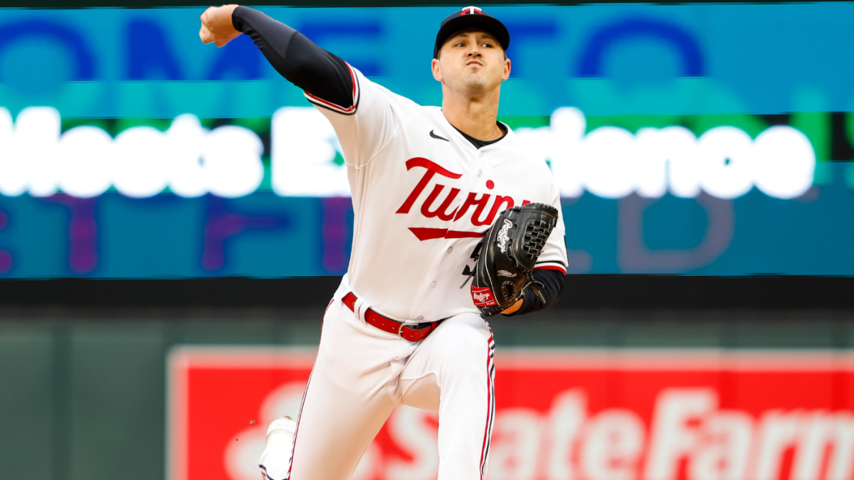 Tyler Mahle injury update: Twins starter to undergo Tommy John surgery,  months before hitting free agency - CBSSports.com