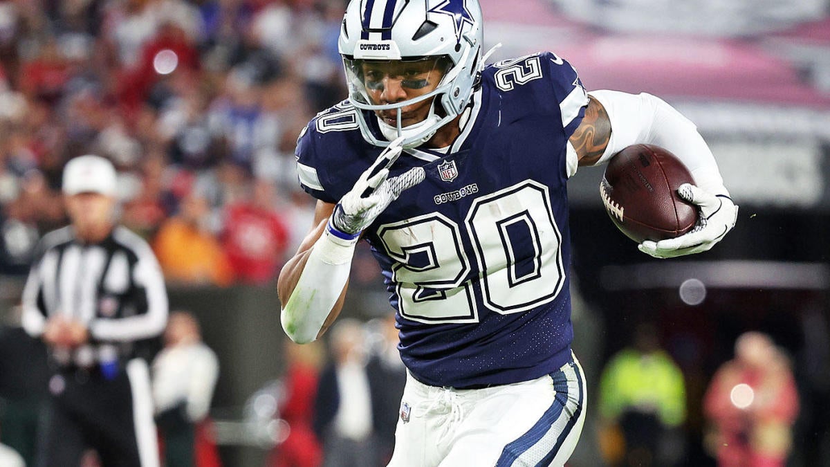 Cowboys running back Tony Pollard signs 2023 franchise tag