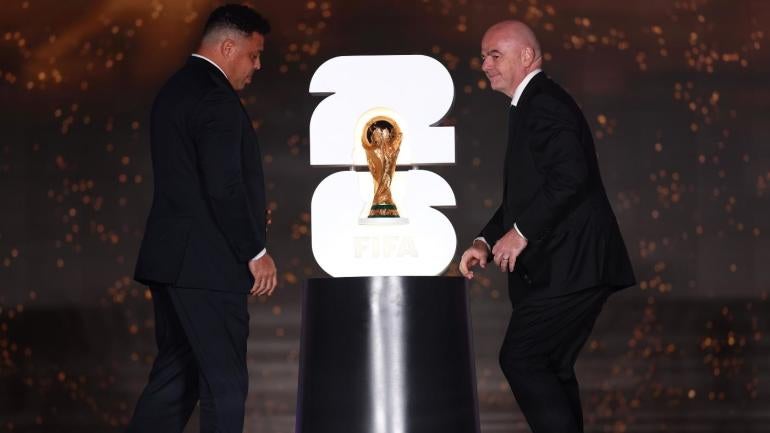 FIFA meluncurkan logo Piala Dunia 2026 saat Amerika Serikat, Meksiko, dan Kanada bersiap menjadi tuan rumah edisi terbesar
