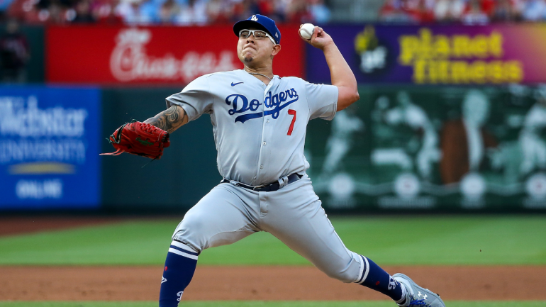 Cedera Julio Urías: Ace berjuang Dodgers mendarat di daftar cedera dengan cedera hamstring