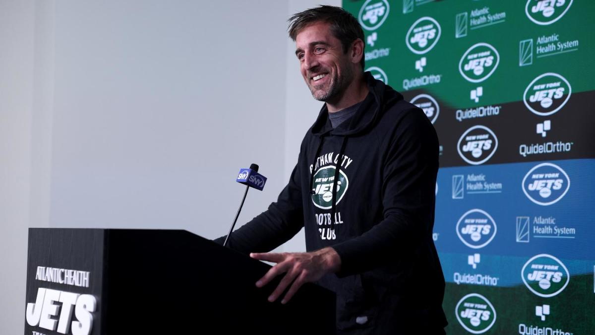 Aaron Rodgers reveals he's a big fan of 'Jersey Shore,' caught Pauly D's set in Las Vegas during Jets OTAs Aaron Rodgers reveals he's a big fan of 'Jersey Shore,' caught Pauly D's set in Las Vegas during Jets OTAs