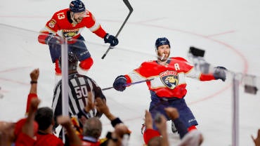 NHL: Stanley Cup Playoffs-Carolina Hurricanes at Florida Panthers