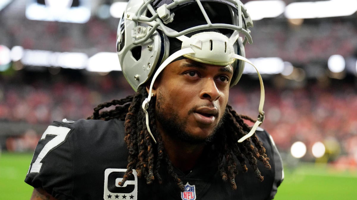 Raiders star Davante Adams facing lawsuit for pushing photographer; two NFL teams also named in suit