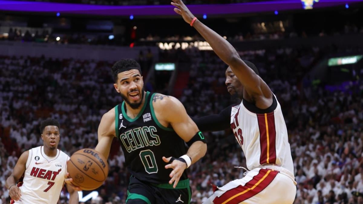Boston Celtics Vs. Miami Heat 2023 NBA Playoffs Eastern Conference Finals  Matchup Shirt - Freedomdesign