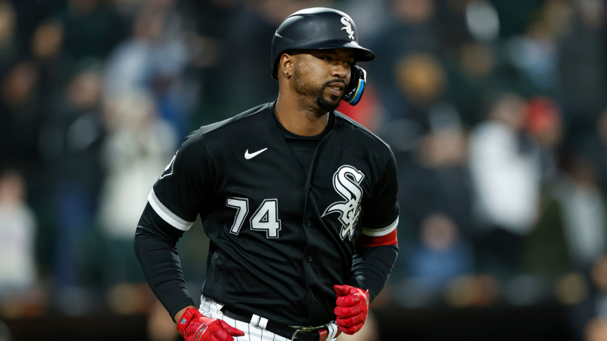 Eloy Jiménez injury update: White Sox slugger rejoins lineup Sunday for  first time since appendectomy 