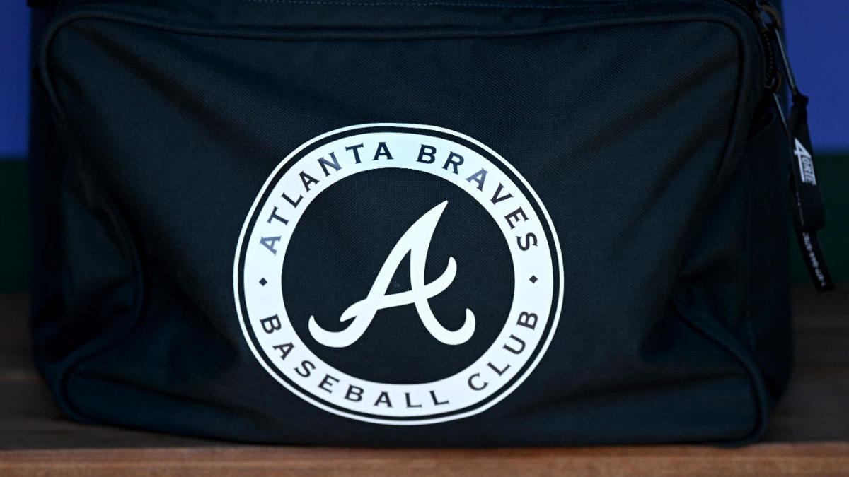 Braves call up 20-year-old prospect AJ Smith-Shawver as pitching