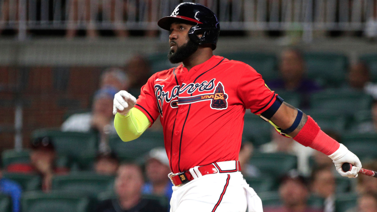 Braves' Marcell Ozuna Severely Mangles Hand Sliding Into 3rd, Out 6 Weeks