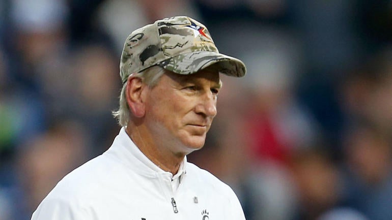 Alabama Sen. Tommy Tuberville Makes Plea For Federal NIL Regulation ...