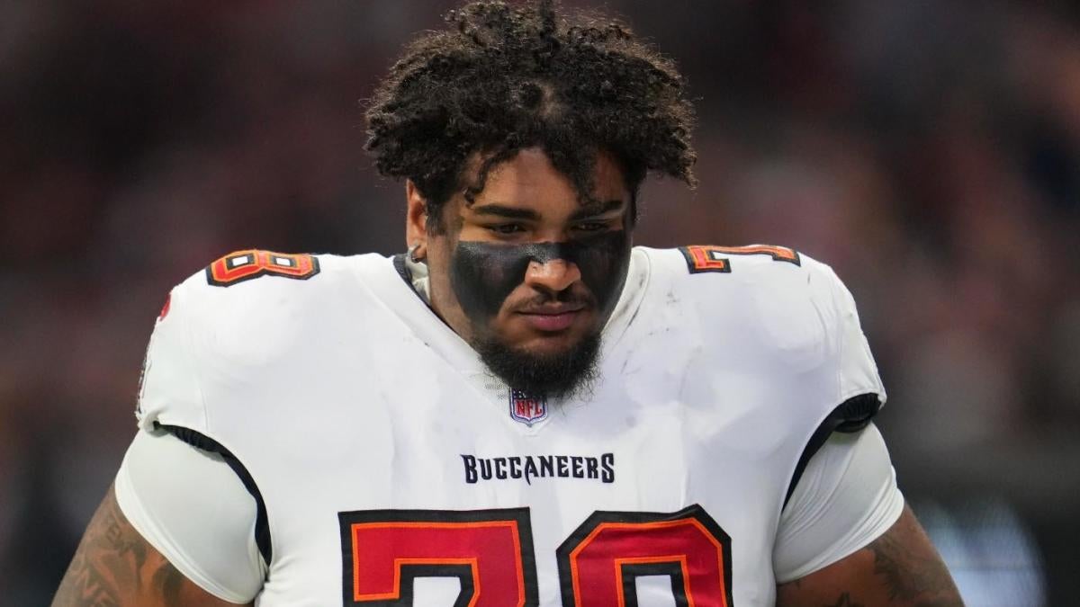 Buccaneer Tristan Wirfs prepares to take on new position