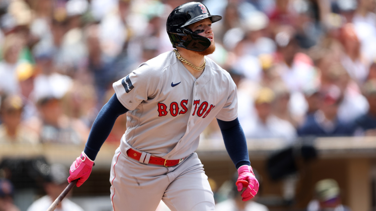 Red Sox outfielder Alex Verdugo benched after failing to hustle on the  basepaths, per report 