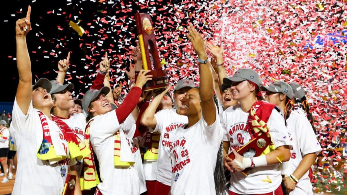 Oklahoma Sooners Softball Back to Back To Back National Champions