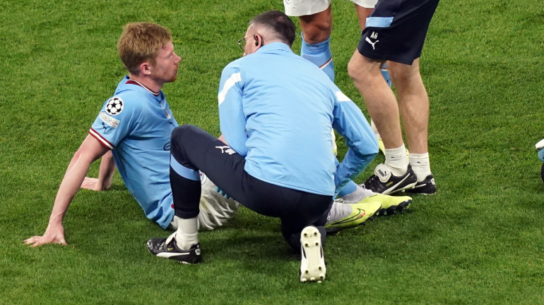 Kevin De Bruyne Injury: Manchester City Midfielder Forced Off In ...