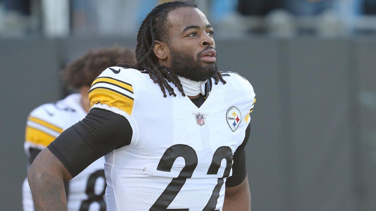 CBS Sports HQ on X: Najee Harris lookin' right in a Steelers uni!  #HereWeGo