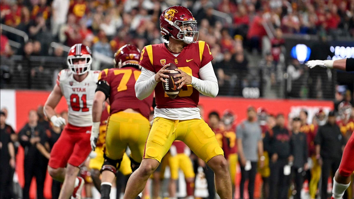 Texas, USC headline five best college football quarterback rooms entering 2023 season