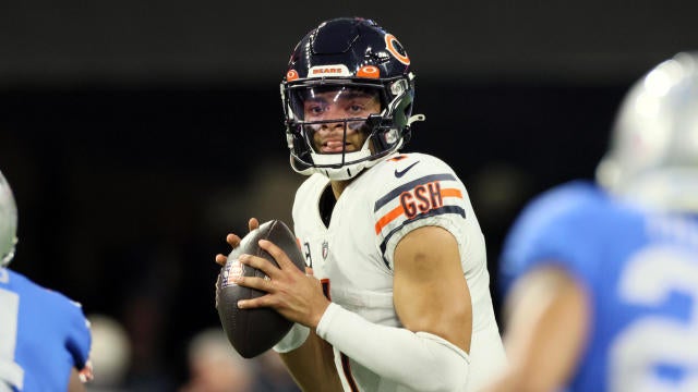 December 24, 2022 - Chicago Bears quarterback Justin Fields (1) drops back  looking for an open receiver during football game between versus the  Buffalo Bills in Chicago, IL (Credit Image: Gary E.