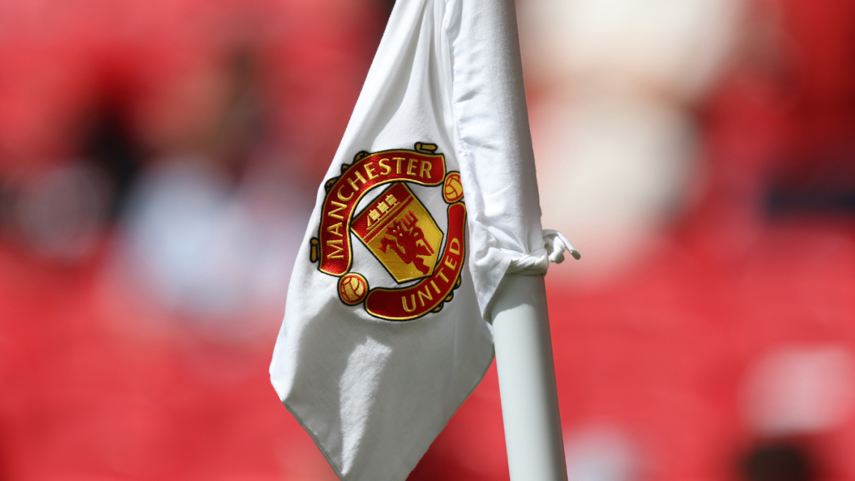 Manchester United sale: Club denies reports of 'negotiating exclusivity'  with Qatar's Sheikh Jassim - CBSSports.com