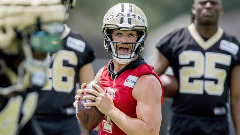 derek-carr-us.jpg