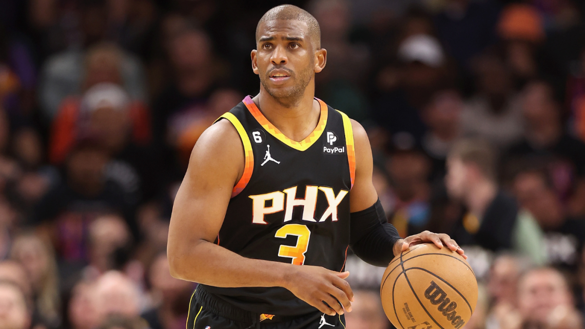 Chris Paul has started every game of his career, but the Warriors need him to set aside his ego