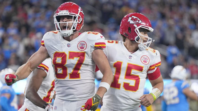 mahomes-kelce-us.jpg