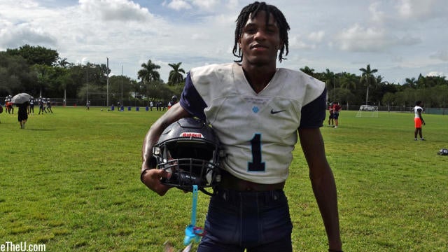 2024 WR Jacory Barney Impressive One-handed Catch And TD At Practice