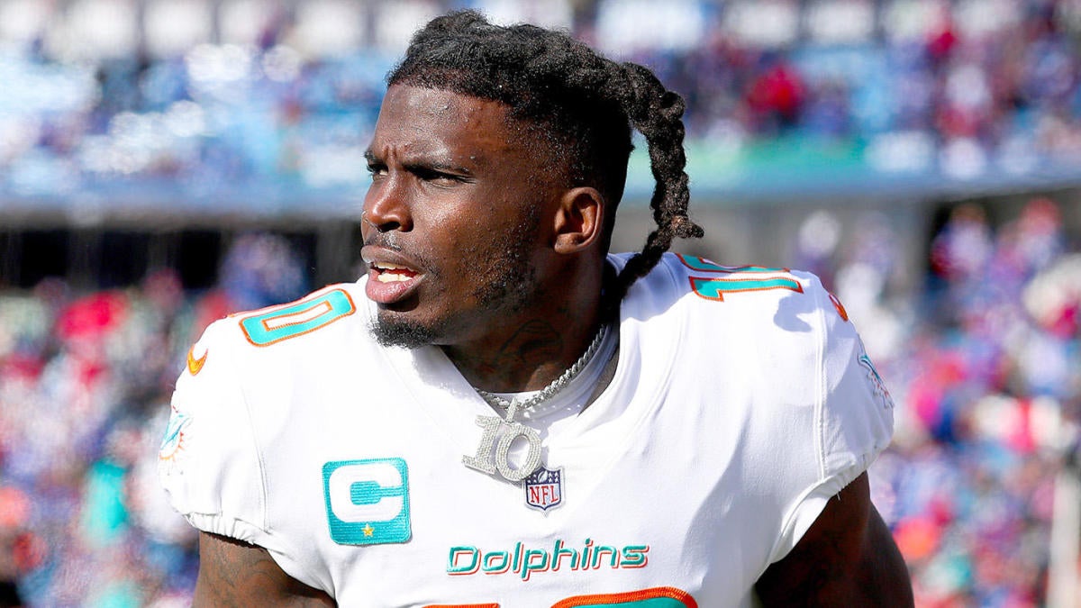 Tyreek Hill excited about new Dolphins receiver who will complement him and  Jaylen Waddle 