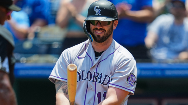 moustakas-getty.png