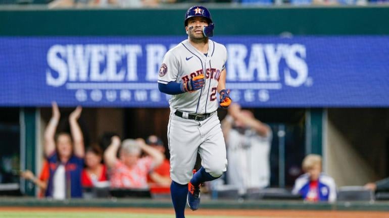 Astros' Jose Altuve Records 2,000th Career Hit - CBSSports.com