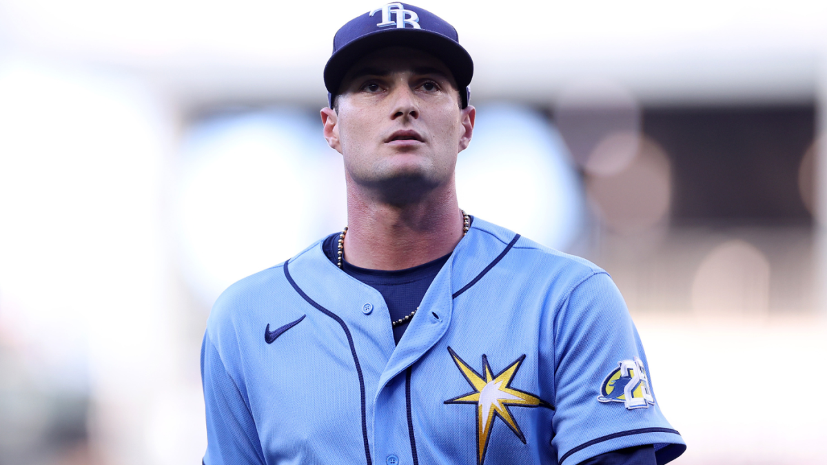 Rays place ace McClanahan on IL with back tightness