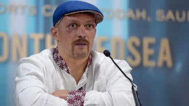 oleksandr-usyk-presser.jpg